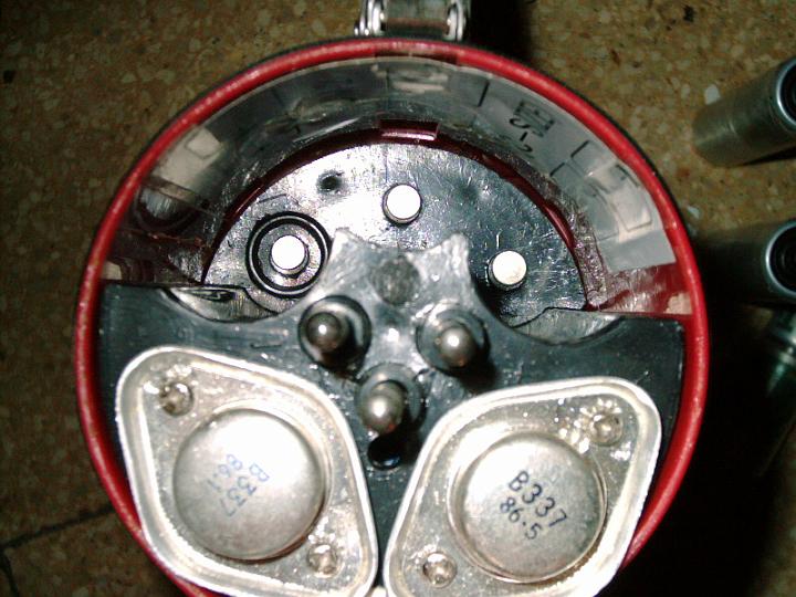 Compartimento pilas2.jpg